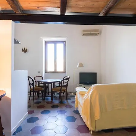 Sunny Navona Square Apartament Rzym